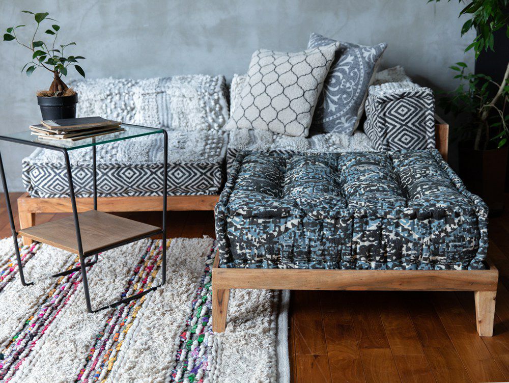 送料無料】ブロック マルチ ザブ オットマン HUS ホワイト - a.depeche