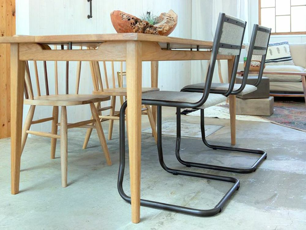 オーク突板 × アデペシュ アイアン脚 ダイニングテーブル 幅160cm 家具2点以上10％OFF】ソロ ダイニングテーブル 1600 - a.depeche