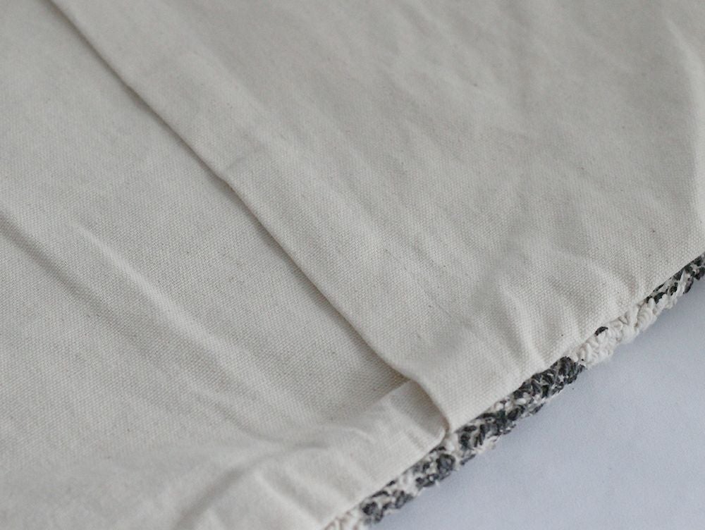 ロールタフテッド クッションカバー 2117 リーフ | 家具・インテリア a