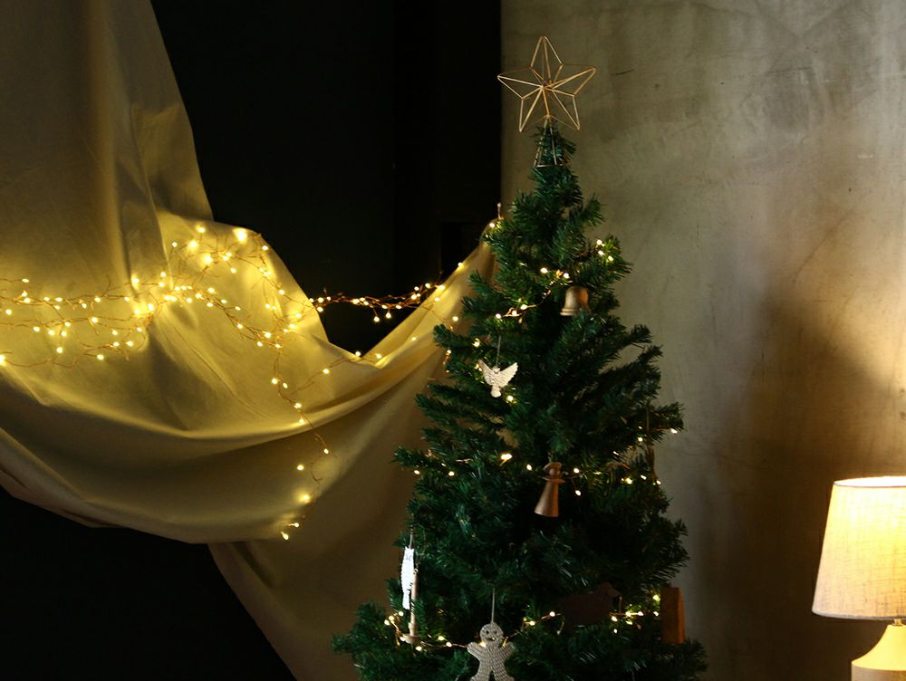 飾ったり添えたり エンボス ブリキオーナメント ジンジャーブレッド