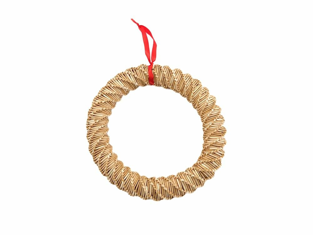 クリスマスをやさしく彩る ストローリース